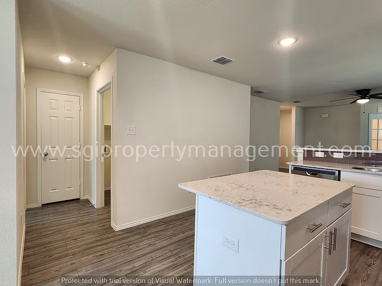 1427 Ganado Dr — Photo 17