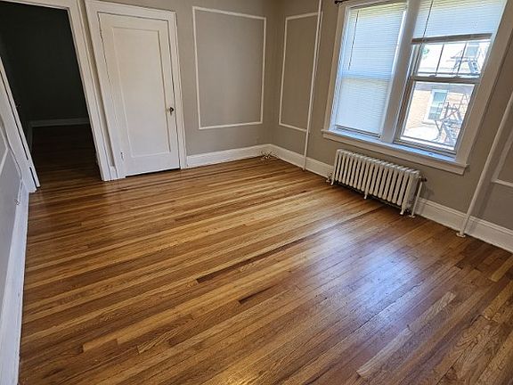 4th image of 6 S Lake Ave APT N15