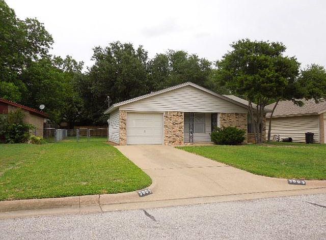 1st image of 5009 Village Ct