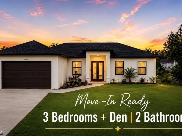 2705 Darlene Pl, Lehigh Acres, FL 33971