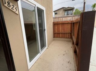 1825 E Woodbury Rd, Pasadena, CA 91104
