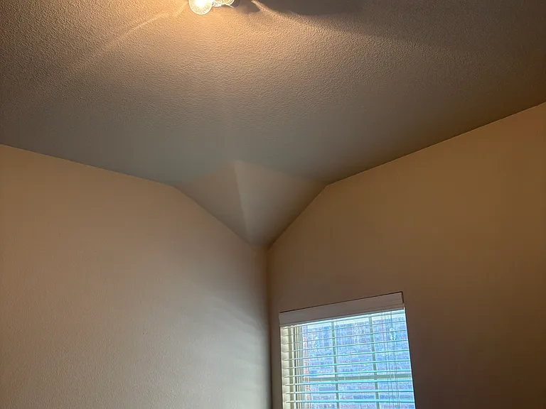 814 Bens Dr — Photo 10