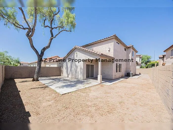 670 E Mariposa Pl — Photo 23