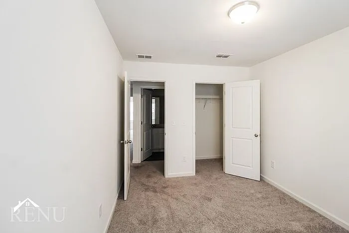 3108 Calcutta St — Photo 17