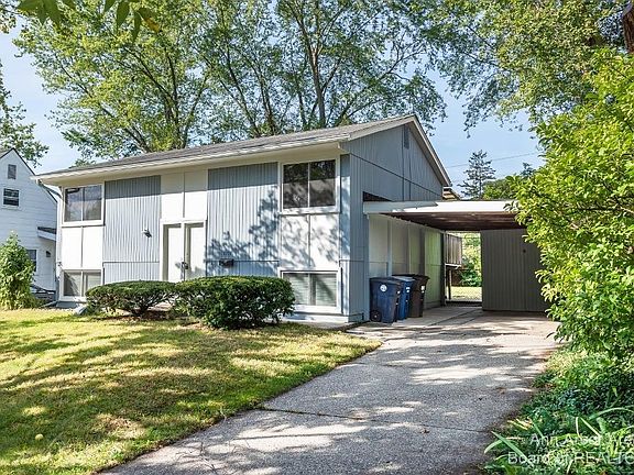 2nd image of 1151 Wendy Ct