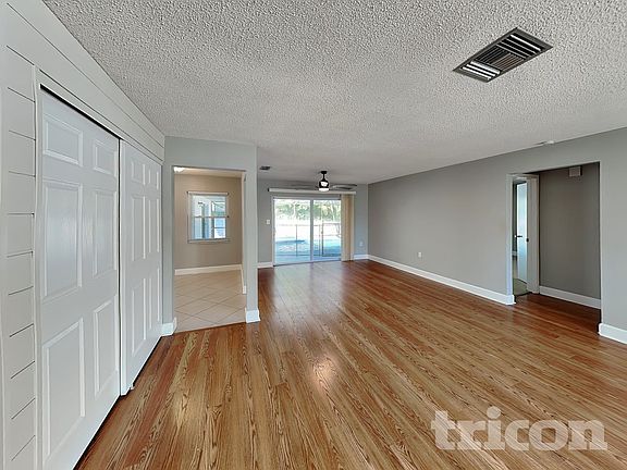 2nd image of 215 Hillcrest Dr