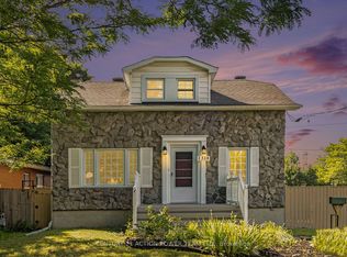 1318 Brookline Ave, Ottawa, ON K1V6S3