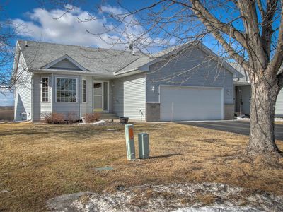 914 Shady Ridge Ln, Braham, MN, 55006