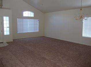 1576 Cottonwood Dr, Salinas, CA 93905