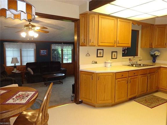 5th image of 9934 Cynthia Dr