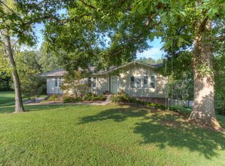 1327 Wilton Ln, Knoxville, TN 37922