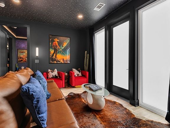 4th image of 245 Hermitage Ave APT 406