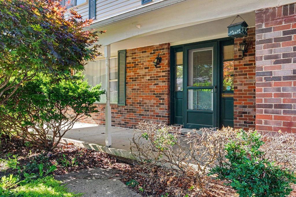 2229 Waldorf Rd, Columbus, OH - View 4