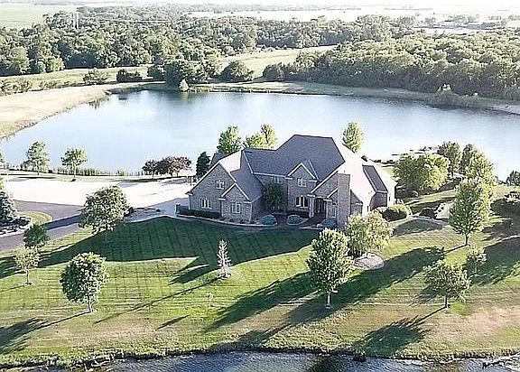 3rd image of 3481 W Schimmer Dr