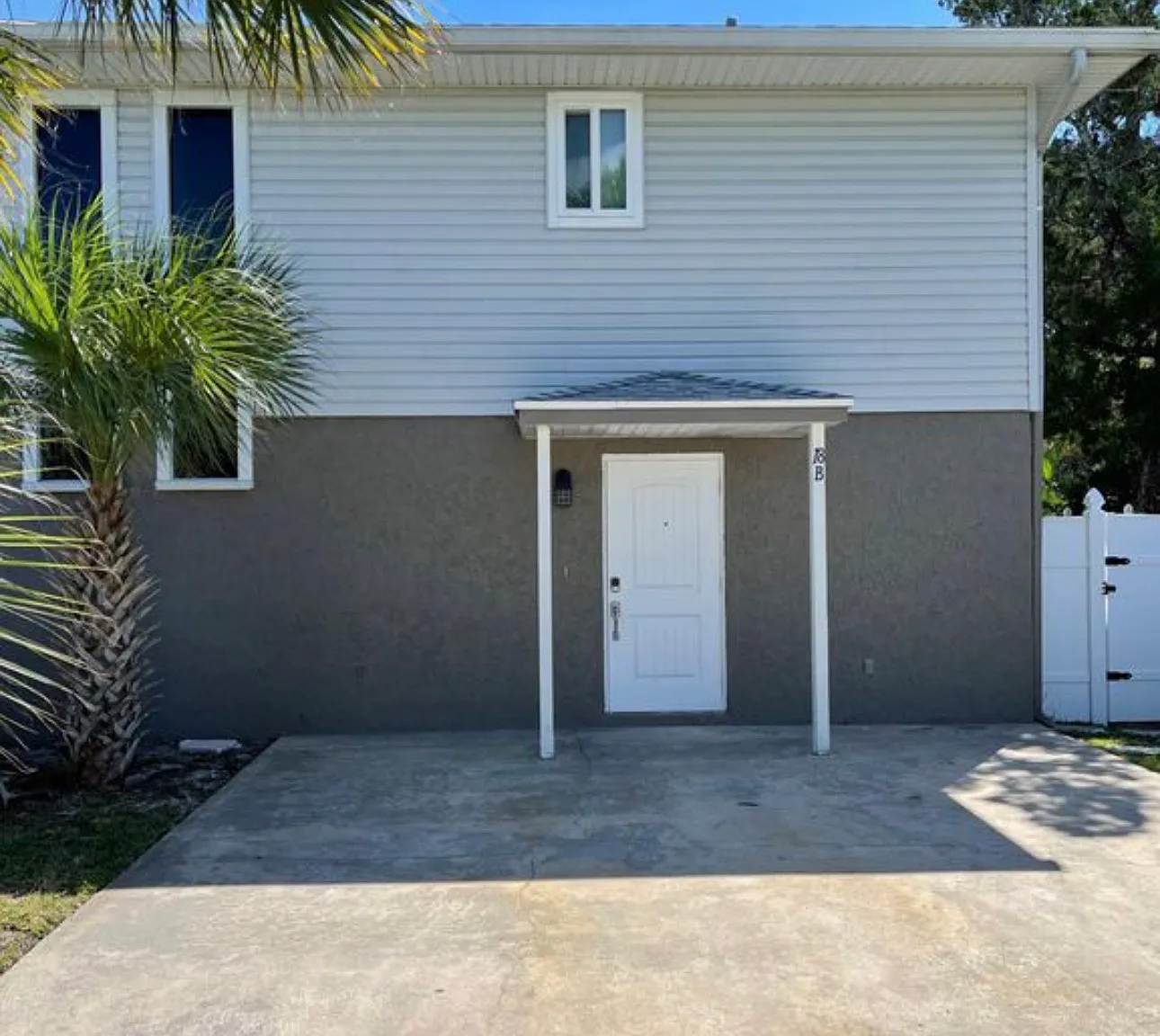 2 bed, 1.5 bath, 1025 sqft, $3,500 — Photo 1