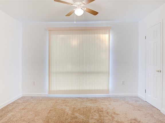 5th image of 7823 Detroit St #11