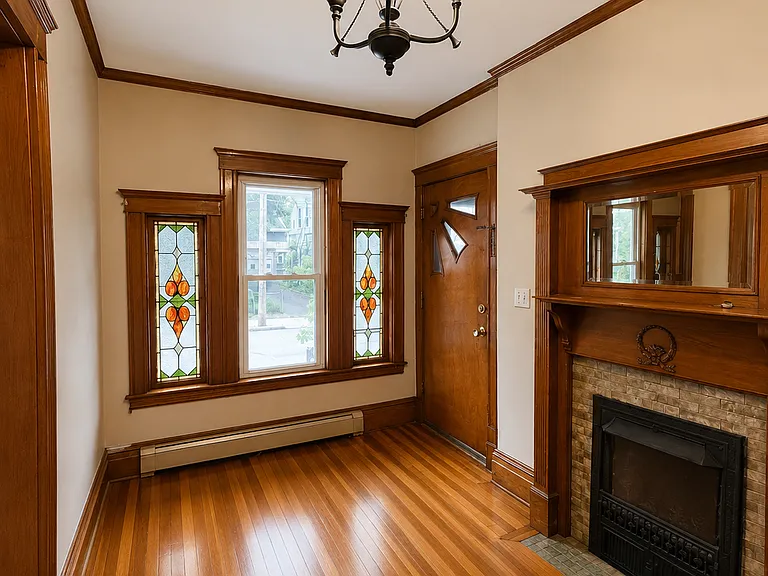 21 Irving St — Photo 6