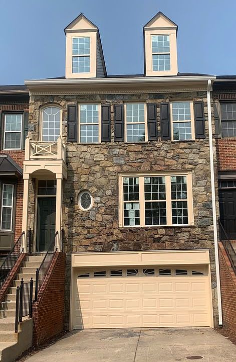 1st image of 1224 Treasure Oak Ct