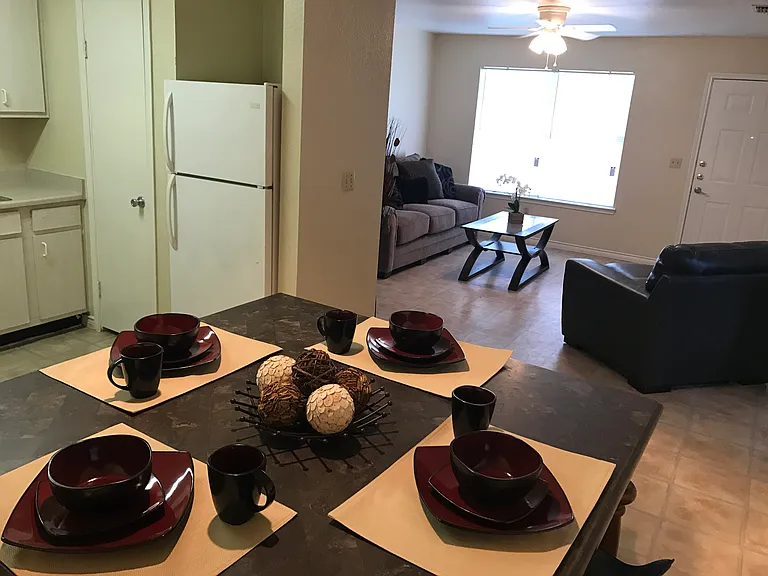 La Herencia Apartments — Photo 14