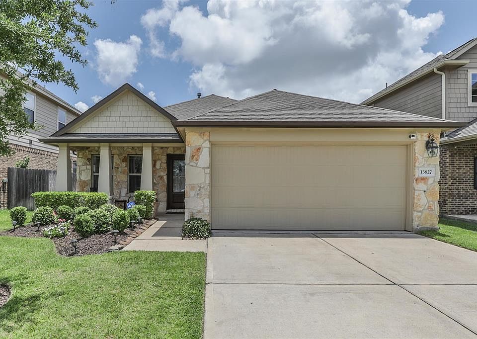 1st image of 13827 Rosemere Ln