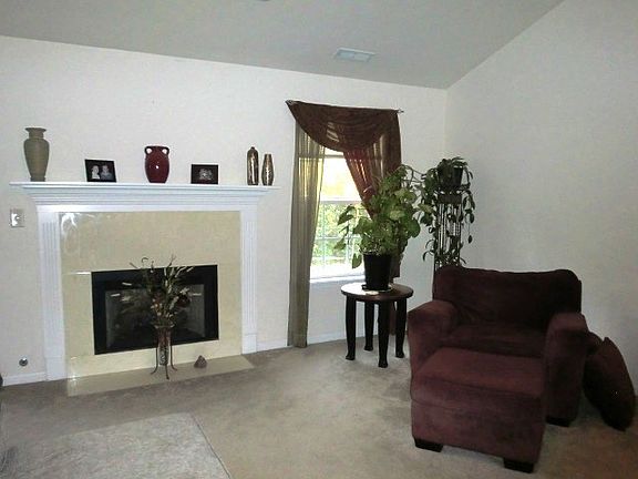 3rd image of 7629 Shannon Lakes Way