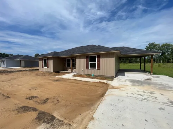 317 S Hampton St, Pinewood, SC 29125