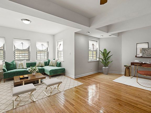 4th image of 5460 S Cornell Ave APT G