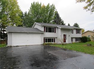 29 Juliane Dr, Rochester, NY 14624