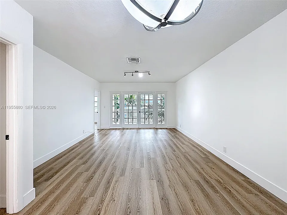2424 SE 17th Cswy #312B