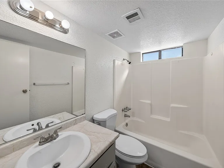 3659 Wendell Ave #C — Photo 13