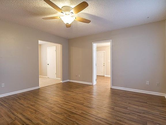 5th image of 2973 Morris Dr