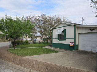 45 W Sunset Dr, Kerrville, TX 78028