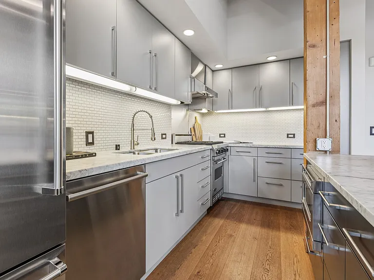 2101 Bryant St #205 — Photo 7