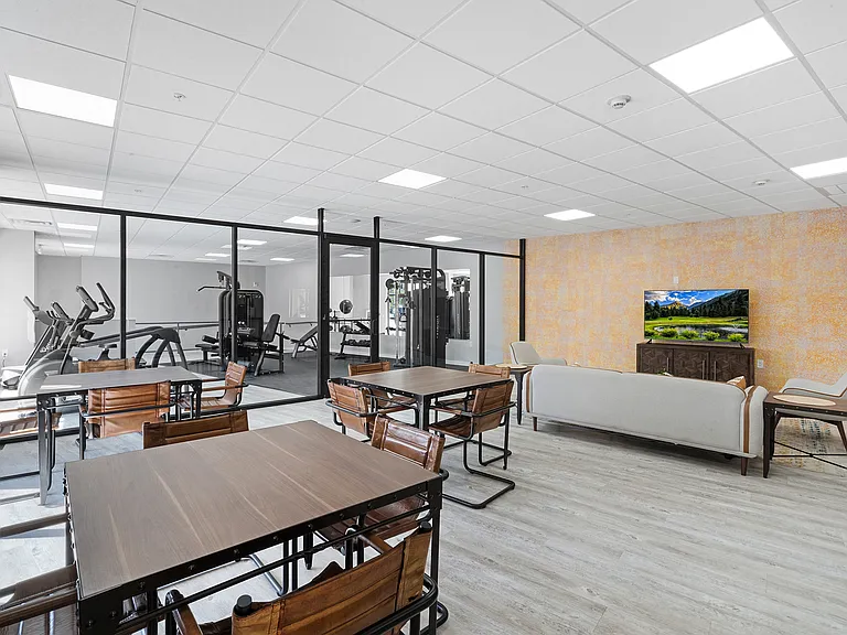 Metro526 Luxury Apartments — Photo 6
