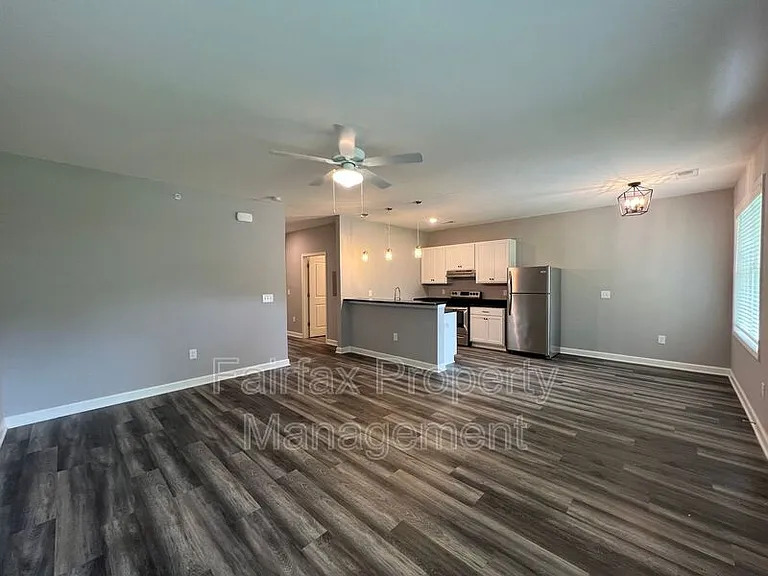 518 Boone St #101 — Photo 3