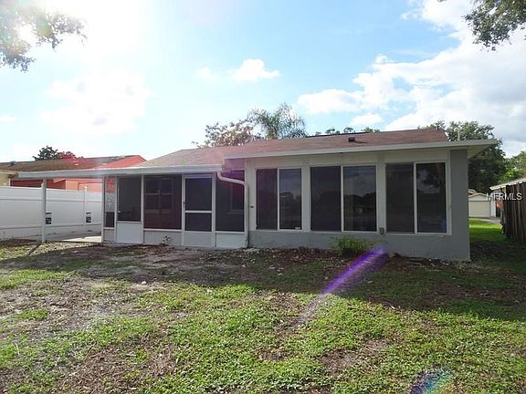 3rd image of 12527 Mondragon Dr
