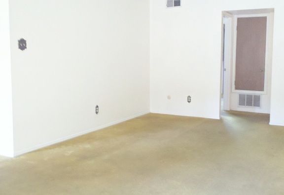 4th image of 1813 Girard Blvd NE Unit 3