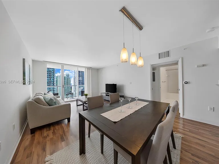 1155 Brickell Bay Dr #2207 — Photo 3