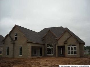 1750 Robertson Place Dr, Hernando, MS 38632