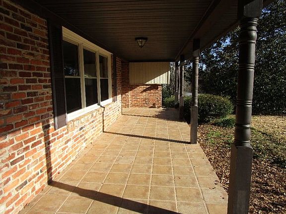 Beautiful tile at the entrance to the front door