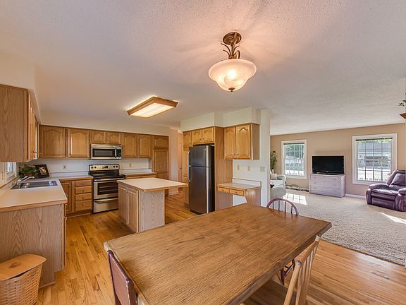 All new appliances!