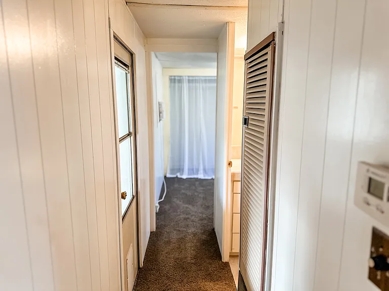 29 Regent Ln #33 — Photo 6