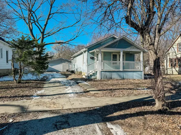 1303 N Walnut St, Champaign, IL 61820