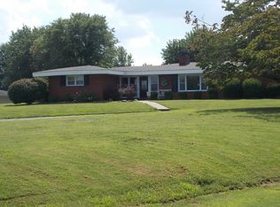 515 Paradise St, Greenville, KY 42345