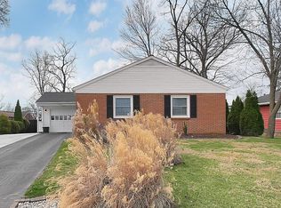 463 Darbyhurst Rd, Columbus, OH 43228