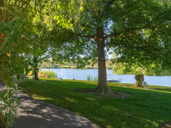 1253 Lakeside Dr, Angels Camp, CA 95222
