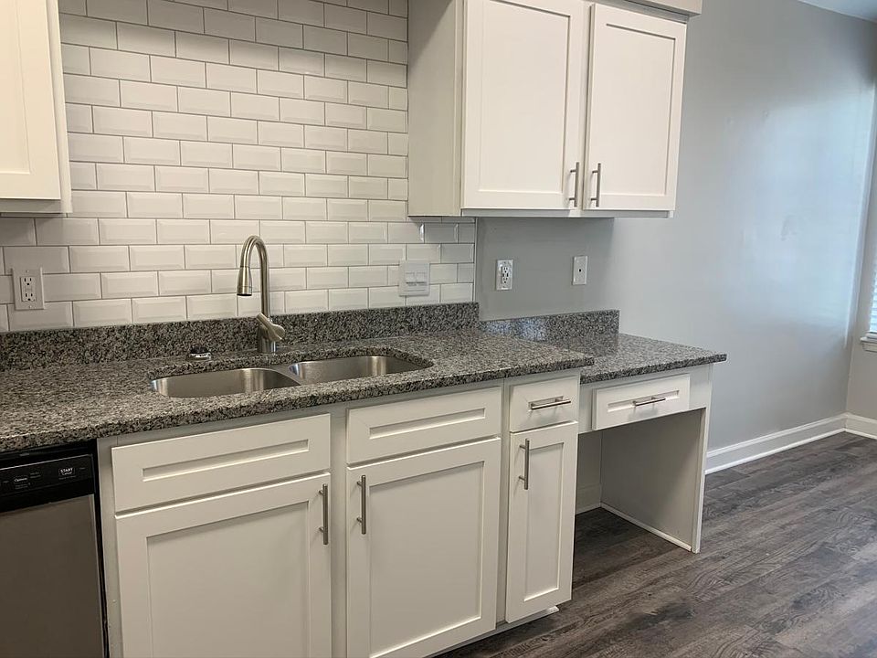 1st image of 6450 Crescent Way #402