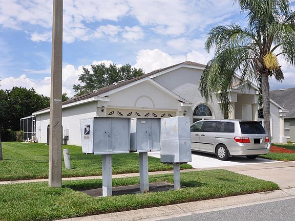 3rd image of 271 Kassik Cir
