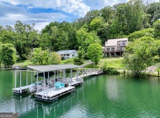 197 Kilpatrick Point Dr, Hayesville, NC 28904