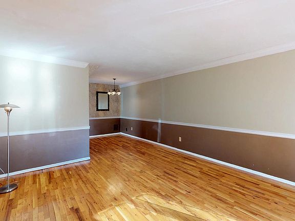 2nd image of 265 Elverton Ave